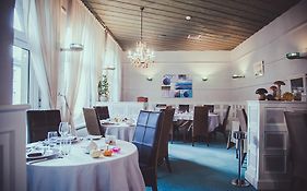 Hotel Logis Le Bourbon